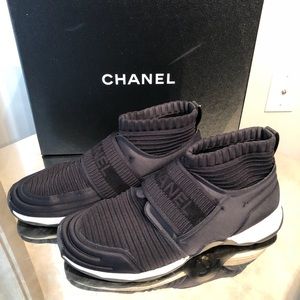 Authentic Chanel Women’s Sneakers (size 38, 7.5)